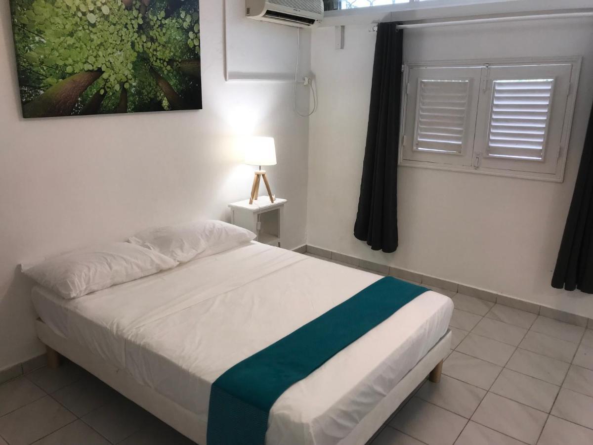 Le Belleplaine Villa Le Gosier  Bagian luar foto
